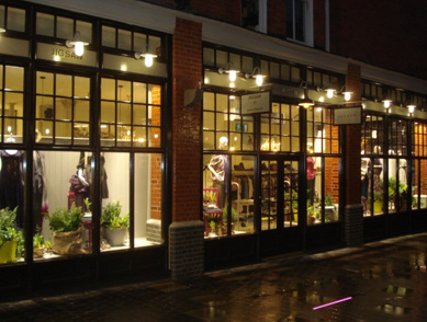Storefit: shopfitting for shops, restaurants, retail outlets, hotels and offices.
