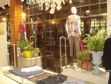 Storefit: shopfitting for shops, restaurants, retail outlets, hotels and offices.