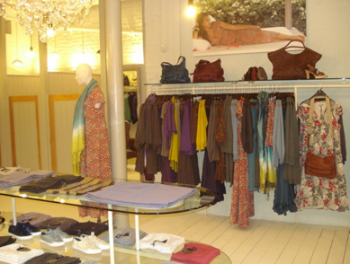 Storefit: shopfitting for shops, restaurants, retail outlets, hotels and offices.