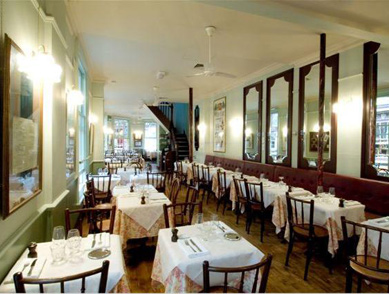 Storefit: shopfitting for shops, restaurants, retail outlets, hotels and offices.