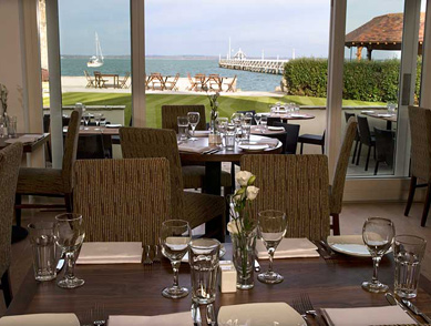 Storefit: shopfitting for shops, restaurants, retail outlets, hotels and offices.