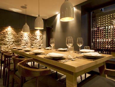 Storefit: shopfitting for shops, restaurants, retail outlets, hotels and offices.
